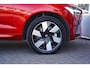 Volvo XC60 2.0 T6 Plug-in hybrid AWD Ultimate Dark | 2250 kg Trekgewicht | Luchtvering | Glazen Schuifdak | Head-Up Display | Trekhaak | Lederenbekleding met geheugen | Bowers & Wilkins Audio | 360 Camera |