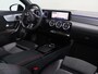 Mercedes-Benz CLA Shooting Brake 180 Business Solution AMG | Panoramaschuifdak | Head-up display | Trekhaak | 360° camera | Dodehoekassistent | MULTIBEAM LED koplampen |
