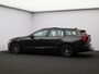 Volvo V60 T6 AWD Plug-in hybrid Plus Dark / Trekhaak / Pan. dak / 360 camera / Stoel+stuur+voorruit+achterbankverwarming