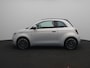 Fiat 500C La Prima 42 kWh | DEMO | Lederen Stoelbekleding | NAVI | Camera | 17'' LM. Velgen | Stoelverwarming | Blind Spot |