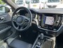 Volvo V60 2.0 T6 Plug-in hybrid AWD R-Design Panoramadak Trekhaak zwenkbaar Stuurverwarming Fiscale waarde € 51.113,-
