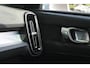 Volvo XC40 T2 Essential | Parkeercamera | Stoelverwarming | Leder | Pilot Assist | BLIS | Keyless