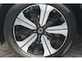 Volvo XC40 T2 Essential | Parkeercamera | Stoelverwarming | Leder | Pilot Assist | BLIS | Keyless
