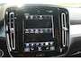 Volvo XC40 T2 Essential | Parkeercamera | Stoelverwarming | Leder | Pilot Assist | BLIS | Keyless