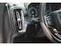 Volvo XC40 T2 Essential | Parkeercamera | Stoelverwarming | Leder | Pilot Assist | BLIS | Keyless