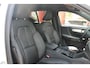 Volvo XC40 T2 Essential | Parkeercamera | Stoelverwarming | Leder | Pilot Assist | BLIS | Keyless