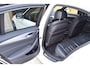 BMW 5-Serie 520i High Executive * M Sportpakket * Comfortstoelen * Glasdak * Trekhaak * Sfeerverlichting *