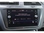 Volkswagen Tiguan 1.5 TSI R-LINE 150pk DSG | Camera | Harman/Kardon | ACC | Keyless | Stoelverwarming | trekhaak | Navi | Virtual I HUD