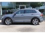 Volkswagen Tiguan 1.5 TSI R-LINE 150pk DSG | Camera | Harman/Kardon | ACC | Keyless | Stoelverwarming | trekhaak | Navi | Virtual I HUD
