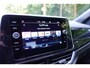 Volkswagen T-Roc 1.5 TSI R-Line Business+ | Adaptive cruise control | I.Q Light | Stoelverw. | Stuurwielverw. | Park assist | Elektr. achterklep | Keyless | Trekhaak Afneembaar |