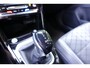 Volkswagen T-Roc 1.5 TSI R-Line Business+ | Adaptive cruise control | I.Q Light | Stoelverw. | Stuurwielverw. | Park assist | Elektr. achterklep | Keyless | Trekhaak Afneembaar |