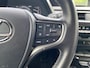 Lexus UX 250h Luxury Line LEDER STOELVERW CAMERA NAVI KEYLESS DODEHOEKDETECTIE PARK-SENSOREN APPLE/ANDROID