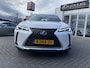 Lexus UX 250h Luxury Line LEDER STOELVERW CAMERA NAVI KEYLESS DODEHOEKDETECTIE PARK-SENSOREN APPLE/ANDROID