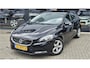 Volvo V40 1.6 T2 Momentum + NAVIGATIE + CRUISE + LM VELGEN