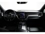 Volvo XC60 Recharge T8 AWD R-Design | Apple Carplay/Android Auto | Audio installatie premium | Cruise control adaptief | Panoramadak |