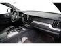 Volvo XC60 Recharge T8 AWD R-Design | Apple Carplay/Android Auto | Audio installatie premium | Cruise control adaptief | Panoramadak |