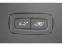 Volvo XC90 T8 AUT8 Plug-in hybrid AWD Ultra Dark | Luchtvering | Semi elektrische trekhaak | Panoramadak met schuif-/kantelfunctie | Bowers & Wilkins High End Audio | Verwarmbare voorstoelen met massagefunctie en ventilatie | Verwarmbare achterbank | Rondomzicht camera | Adaptive Cruise