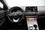 Hyundai Kona Electric Fashion 64 kWh - Carplay, Camera, Stoelverw. SOH 100%