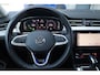 Volkswagen Passat Variant 1.4 TSI PHEV GTE Business 218PK / 160kW DSG, Digital Cockpit Pro (26cm), leder / alcantara bekleding, dodehoekdetectie (side assist), panoramadak, discover pro navigatie, verwarmbare voorstoelen, achteruitrijcamera (rear view), park assist, privacy glas, chrome dakrail en sierlijsten, 17" 'London' LMV, draadloos Apple Carplay & Android Auto, keyless start & entry, draadloos telefoon laden, multifunctioneel lederen stuurwiel, parkeersensoren voor en achter (pdc)