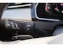 Volkswagen Passat Variant 1.4 TSI PHEV GTE Business 218PK / 160kW DSG, Digital Cockpit Pro (26cm), leder / alcantara bekleding, dodehoekdetectie (side assist), panoramadak, discover pro navigatie, verwarmbare voorstoelen, achteruitrijcamera (rear view), park assist, privacy glas, chrome dakrail en sierlijsten, 17" 'London' LMV, draadloos Apple Carplay & Android Auto, keyless start & entry, draadloos telefoon laden, multifunctioneel lederen stuurwiel, parkeersensoren voor en achter (pdc)