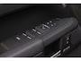 Land Rover Defender 2.0 P300e 110 X-Dynamic HSE / Charcoal Metallic matt wrap / Urban velgen / Ebony leather / Uitklapbare trekhaak