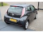 Toyota Aygo 1.0 VVT-i x-play Lage kilometerstand!!/Automaat/Navigatie/Apple carplay/Airco/Achteruitrijcamera/Toerenteller/Bluetooth/Elektrische ramen/Elektrisch verstelbare spiegels.