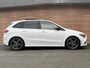Mercedes-Benz B-klasse 180 AMG Line Panodak / Navi / Clima / Sfeer / Comfortstoelen