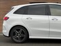 Mercedes-Benz B-klasse 180 AMG Line Panodak / Navi / Clima / Sfeer / Comfortstoelen