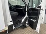 IVECO Daily 40C17V 3.0 1000kg laadklep Trekhaak 3500kg Trekgewicht zijdeur Airco cruise controle Telefoonverbinding 3-Persoons bakwagen verhuiswagen Meubelbak Euro 5 Tachograaf