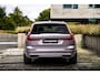Volvo XC60 2.0 T6 Plug-in hybrid AWD Plus Dark | Facelift | Luchtvering | Heico Body Kit | Selected Level | Black Pack | Schuif Kantel Dak | 360 Camera | Head Up Display | Donker Glas | 22" Vossen | Lederen Bekleding | Diamand Sticksel | Trekhaak |