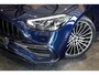 Mercedes-Benz C-klasse 180 AMG Line, 170 PK, AMG/In/Exterieur, Nw/Model, Pano/Dak, Night/Pakket, Camera, 19/Multi/Spaaks, Org NL!!