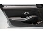 BMW 3-Serie 318i M-Sport AUTOMAAT-ALCANTARA-CARPLAY-CRUISE-DAB-LED-NAVIGATIE-SHADOW LINE