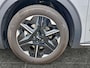 Kia EV6 Light Edition 63kWh 170pk | €8.945 VOORDEEL | STOEL- + STUURVERW. | ADAPTIVE CRUISE | NAVI | 19-INCH LM-VELGEN | CAMERA |
