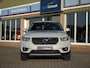 Volvo XC40 1.5 T3 Momentum Pro | Intellisafe ProLine & Surround | Audio Line | El. achterklep | Navi + Apple Carplay & Android Auto | Stoelverwarming | PDC V+A + Camera achter | Full LED | Draadloos opladen