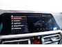 BMW 4-Serie Cabrio M440i High Executive Parking/Driving Assistant - Active Guard Plus - Head up - Ambiance verlichting - Comfort Access - Air collar - Windscherm - Automatisch dimmende binnen/buitenspiegel -