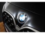 BMW 4-Serie Cabrio M440i High Executive Parking/Driving Assistant - Active Guard Plus - Head up - Ambiance verlichting - Comfort Access - Air collar - Windscherm - Automatisch dimmende binnen/buitenspiegel -