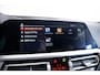 BMW 4-Serie Cabrio M440i High Executive Parking/Driving Assistant - Active Guard Plus - Head up - Ambiance verlichting - Comfort Access - Air collar - Windscherm - Automatisch dimmende binnen/buitenspiegel -