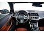 BMW 4-Serie Cabrio M440i High Executive Parking/Driving Assistant - Active Guard Plus - Head up - Ambiance verlichting - Comfort Access - Air collar - Windscherm - Automatisch dimmende binnen/buitenspiegel -