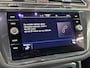 Volkswagen Tiguan 1.5 TSI R-Line Business Automaat | Matrix LED koplampen | Cruise control adaptief | Digitaal Dashboard | Climate Control | comfortstoelen | Apple Carplay/Android Auto | Parkeersensor voor/achter | 19" Lichtmetalen Velgen