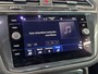 Volkswagen Tiguan 1.5 TSI R-Line Business Automaat | Matrix LED koplampen | Cruise control adaptief | Digitaal Dashboard | Climate Control | comfortstoelen | Apple Carplay/Android Auto | Parkeersensor voor/achter | 19" Lichtmetalen Velgen ( Vesteging - Vianen )