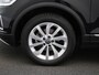 Volkswagen T-Roc 1.5 TSI Style | 150 PK | Automaat | Stoelverwarming | Digital Cockpit PRO | Park Assist | Ergo Active Stoel | Climatronic (Automatische Airco)