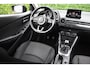 Mazda 2 1.5 Skyactiv-G Sport Selected / camera / cruise control / zwarte velgen / 2x USB / navigatie / airco / privacy glass