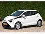 Toyota Aygo 1.0 VVT-i x-play / bekende historie / camera / airco / elek. ramen / audio bediening op het stuur / snelheidsbegrenzer