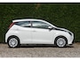 Toyota Aygo 1.0 VVT-i x-play / bekende historie / camera / airco / elek. ramen / audio bediening op het stuur / snelheidsbegrenzer