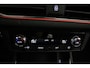Skoda Scala Sport Business 1.0 TSI 110pk DSG Automaat Panoramadak, Achteruitrijcamera, Cruise control, App connect, LED koplampen, Parkeersensor achter, Airco, DAB, Radio