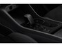 Volvo XC40 B4 211PK Automaat Plus Dark / Extra getint glas achter / Climate pack / Connect Nubuck bekleding