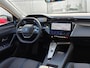 Peugeot e-308 Allure, (2024-D0-2) | 8 jaar fabrieksgarantie of 160.000 kilometer op het accupakket | Achteruitrijcamera 180° (Visiopark 1) | Autonomous Emergency Braking d.m.v. radar i.p.v. camera