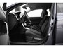 Volkswagen Polo Life Edition Inclusief €2000,- inruilvoordeel | 'App-Connect' smartphone integratie | Buitenspiegels elektrisch instel- verwarm- en inklapbaar | Parkeersensoren voor en achter (Park Distance Control)