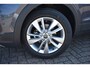Volkswagen T-Cross Life Edition Inclusief €2000,- inruilvoordeel | 'App-Connect' draadloze smartphone integratie | Achterlichten LED | Afstandscontrolesysteem (Front Assist)