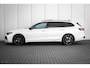 Volkswagen Passat Variant R-Line Edition | Panorama schuifkanteldak | Stoel verwarming | Led Matrix |